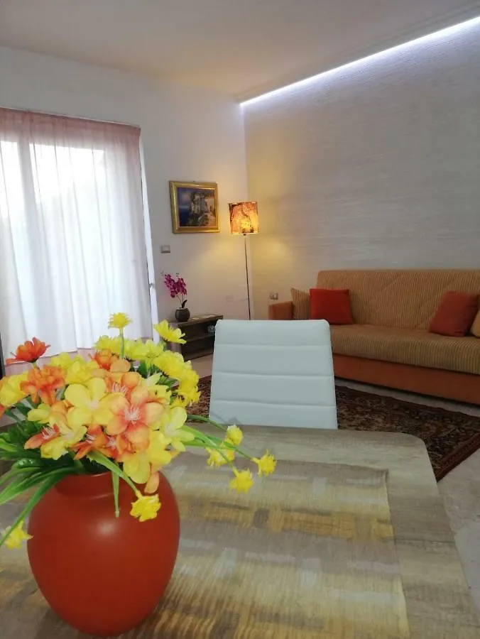 Casa Vacanze Liberty Licata 0*,